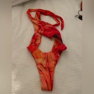 Halter bikini